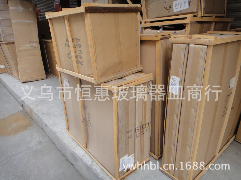 Factory wholesale of European-style luxury crystal glass high-legged PM cake plates, salad plates, direct supply of fruit plates, tableware and gifts detail image 7