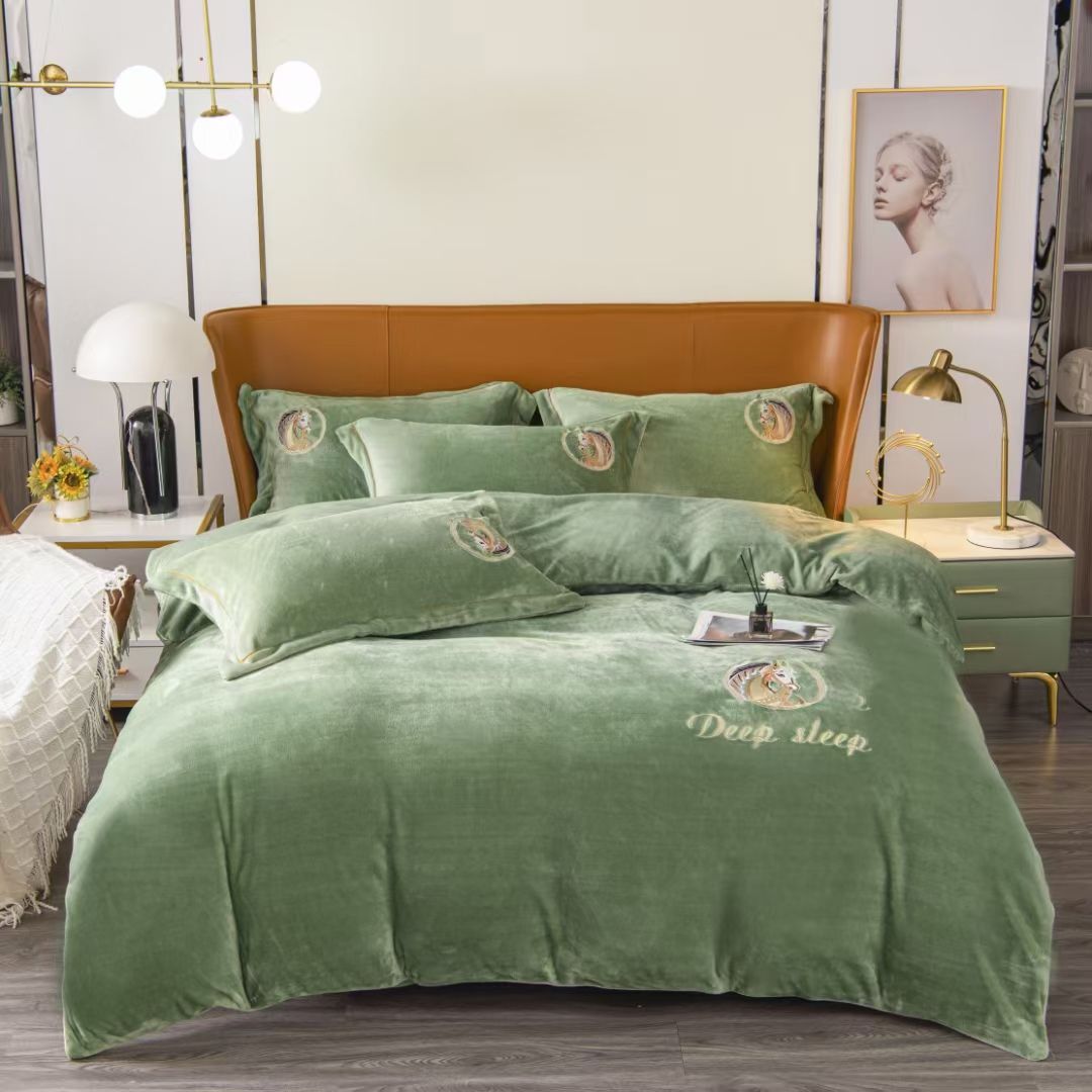 Four-piece warm set details Picture