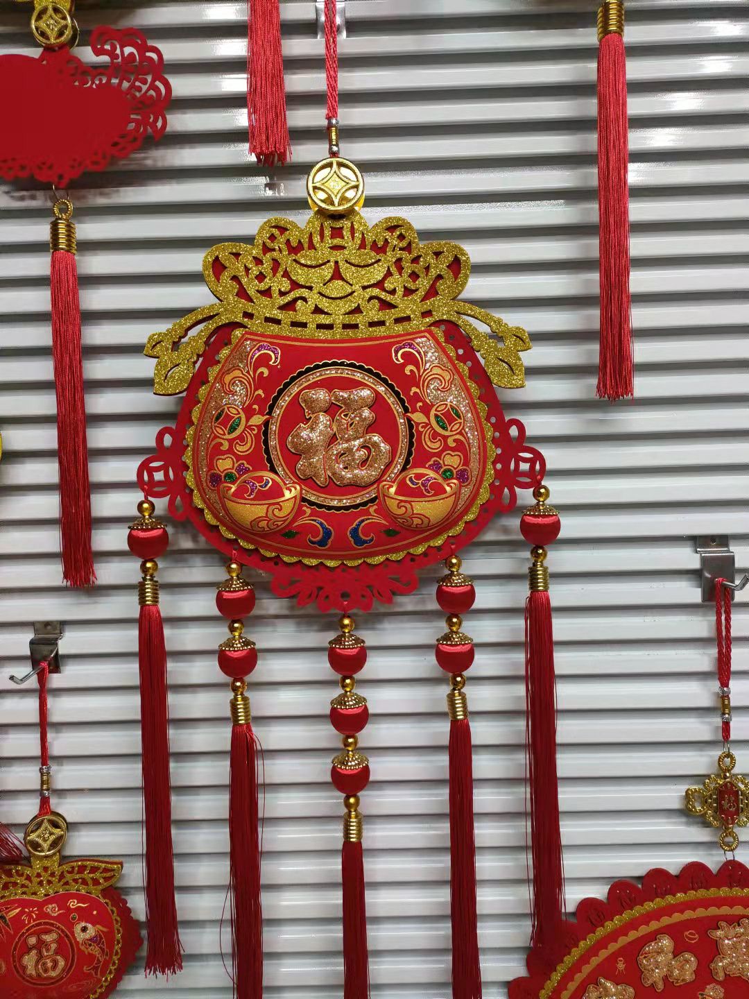 2021 New style factory direct sales wholesale wedding and festive Chinese knot pendants, round fans and fish hanging Item Picture