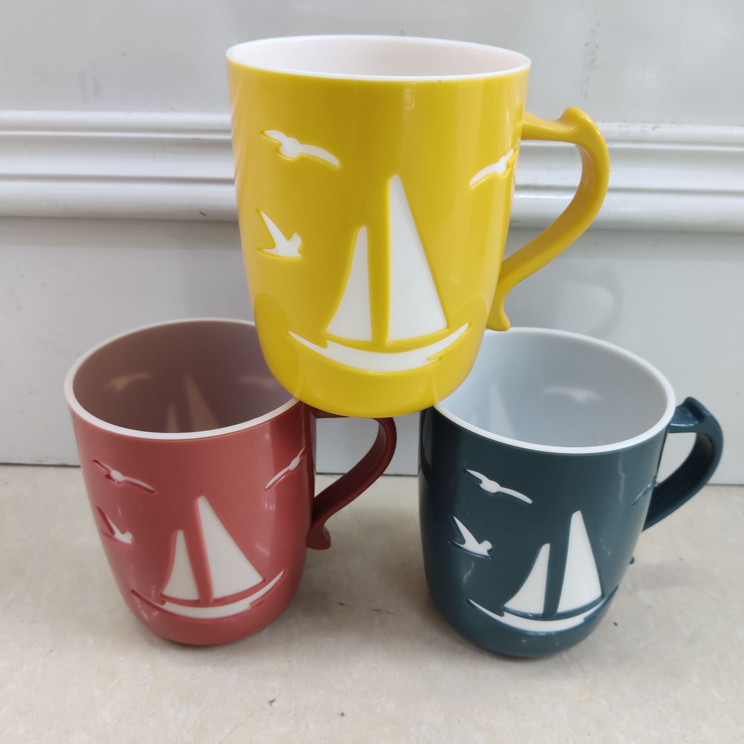 Plastic cups, toothbrush cups, mouthwash cups, water cups detail image 2