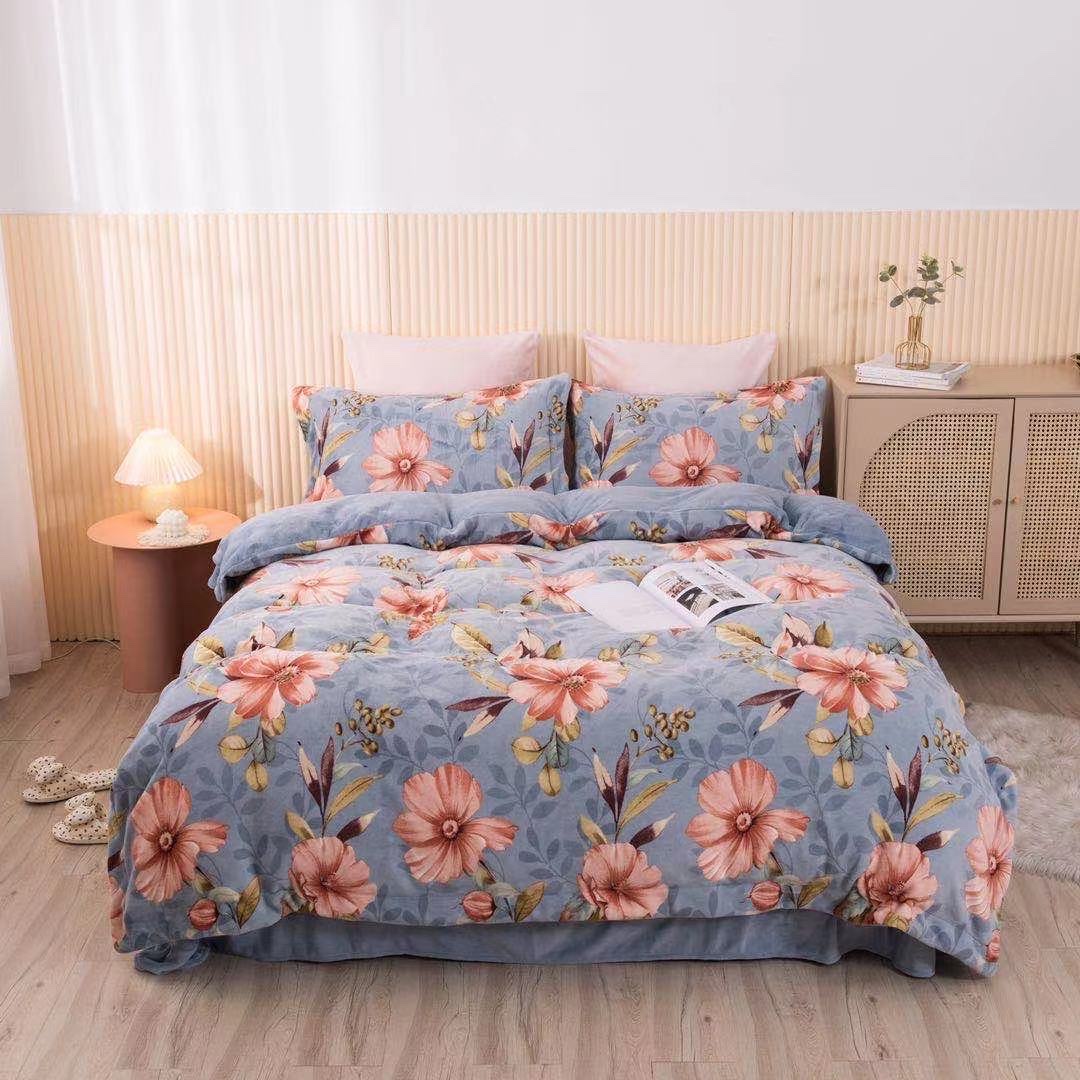 Printed milk velvet four-piece set 200*230 details Picture