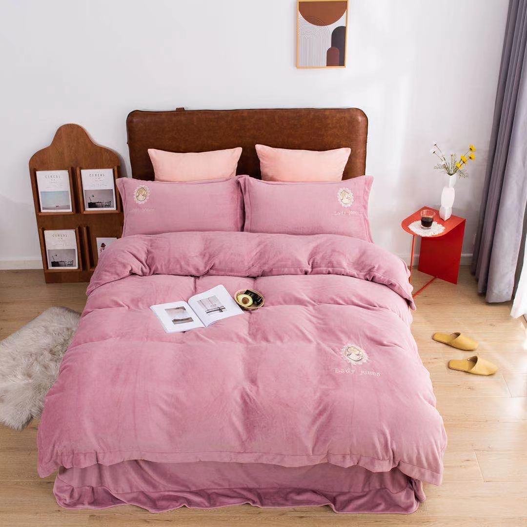 Solid color milk velvet four-piece set pic 2