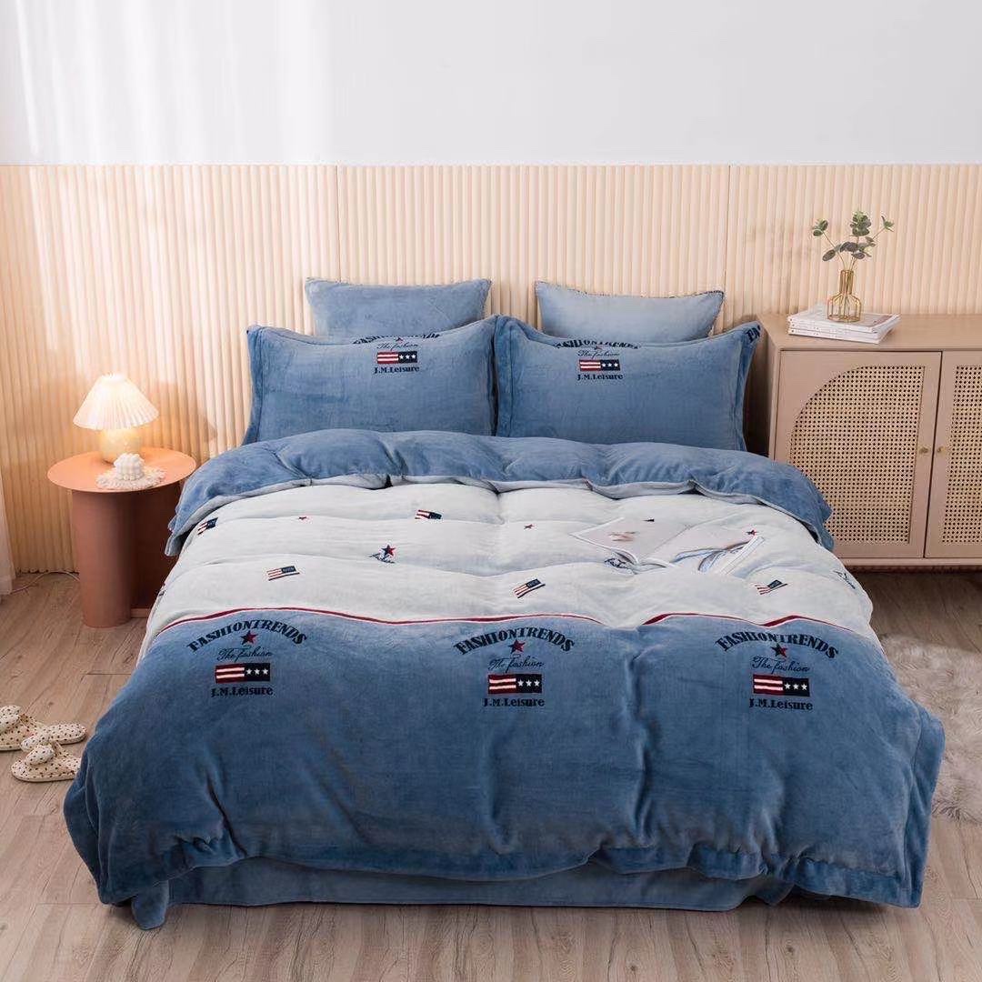 Printed milk velvet four-piece set 200*230 Specification image
