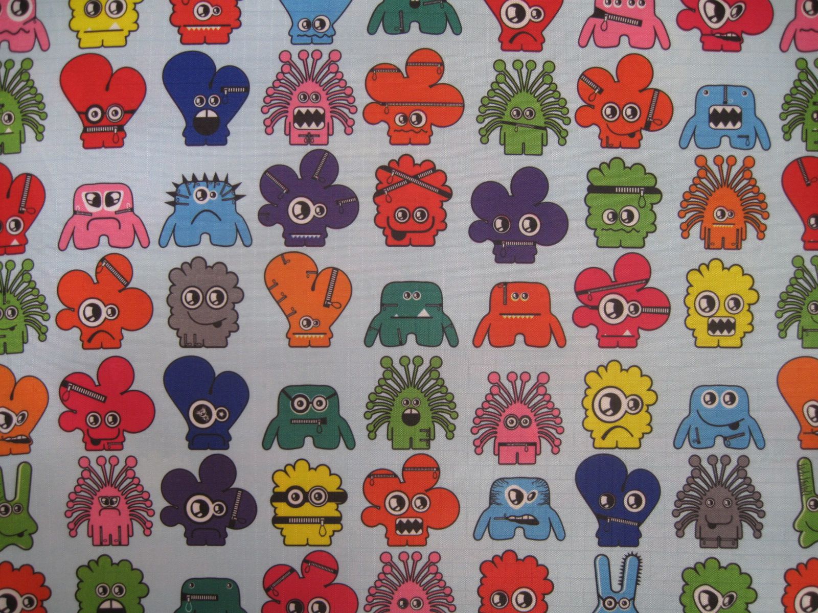 F3121厂家直销热销新款 格子布料皮革大量现货高中低档箱包沙发鞋材面料购物袋
详情图2