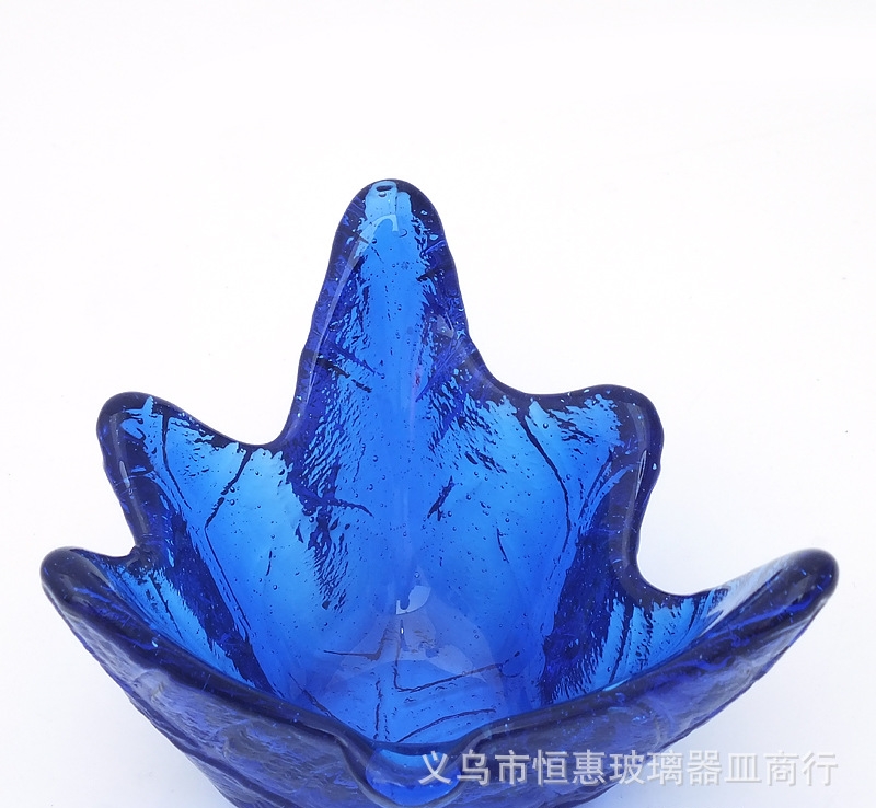 Factory wholesale of glass bowls, plates, dishes, snack plates, seasoning plates, chopstick racks, two-in-one hotel glass bowls, plates and dishes Application Scenario
