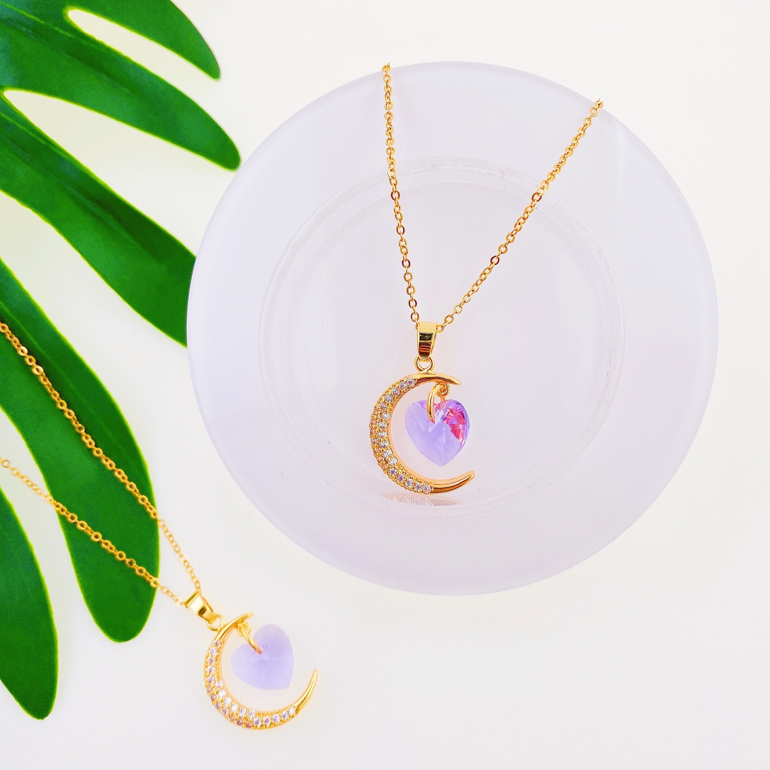 A titanium steel necklace of the same style as Douyin, with a touch of light luxury and a moon heart pendant. It features an ins style and an extremely ethereal design. (Single pendant without chain) detail image 5