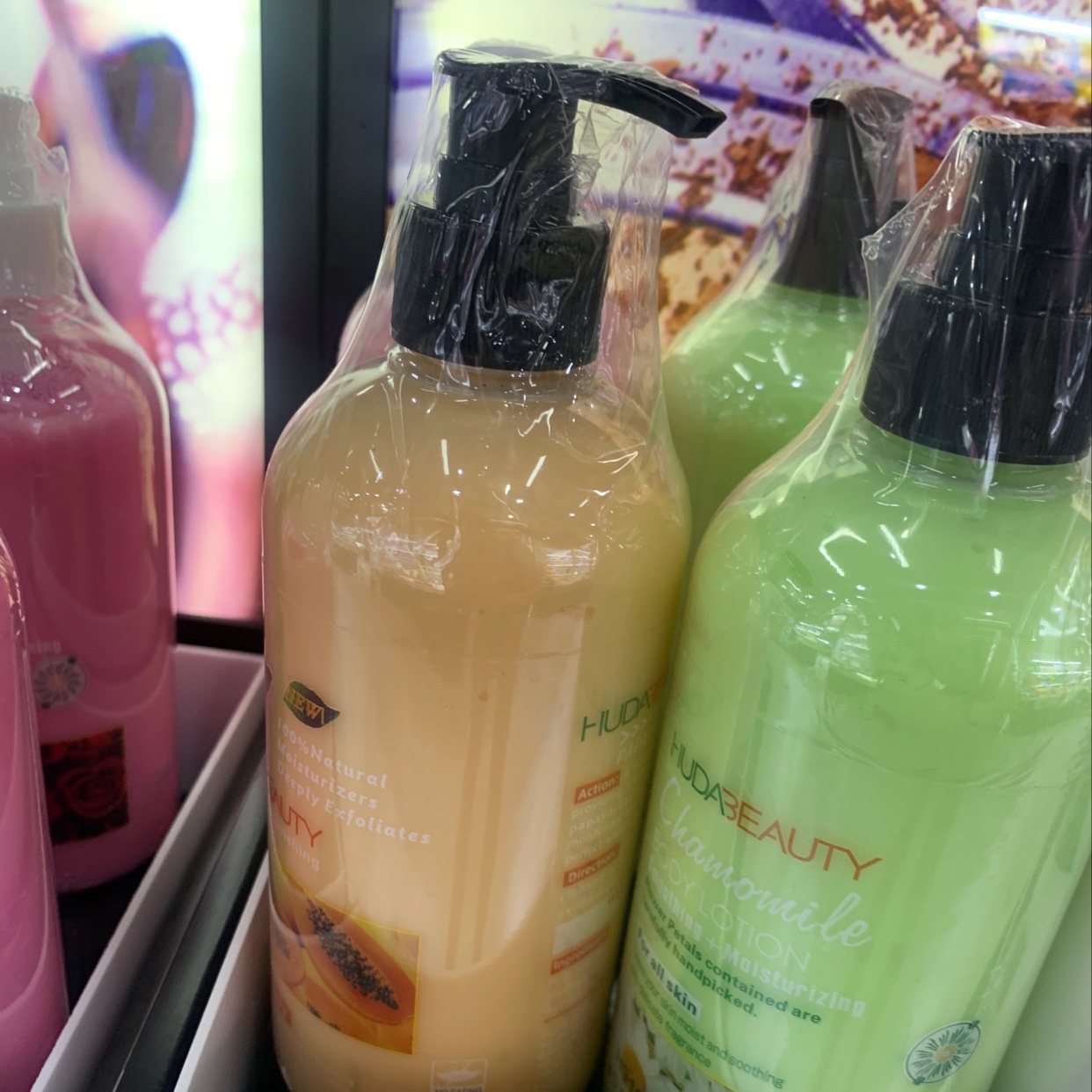 HUDA BEAUTY Body Lotion Specification image