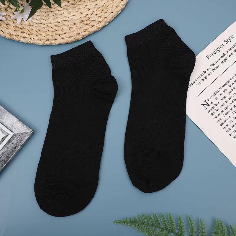 男士新款短袜纯棉多色吸汗防臭防滑硅胶袜子