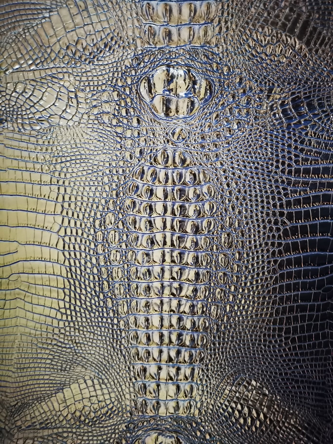 Spray-painted crocodile pattern crocodile head factory direct sales of luggage leather, hot items in stock Specification image