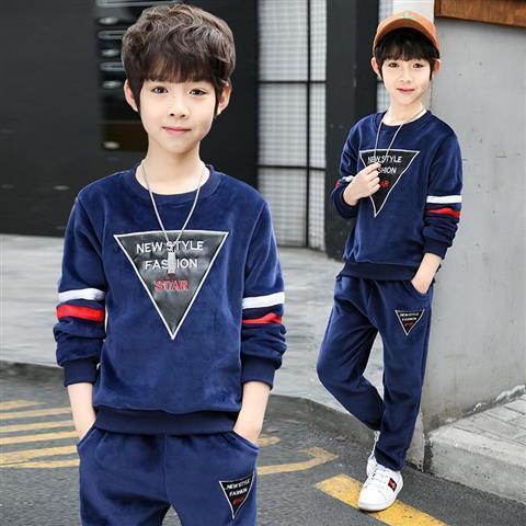 A Korean-style children's autumn set with a touch of cool velvet and thickened fabric. It's a Korean-style hoodie for autumn and winter