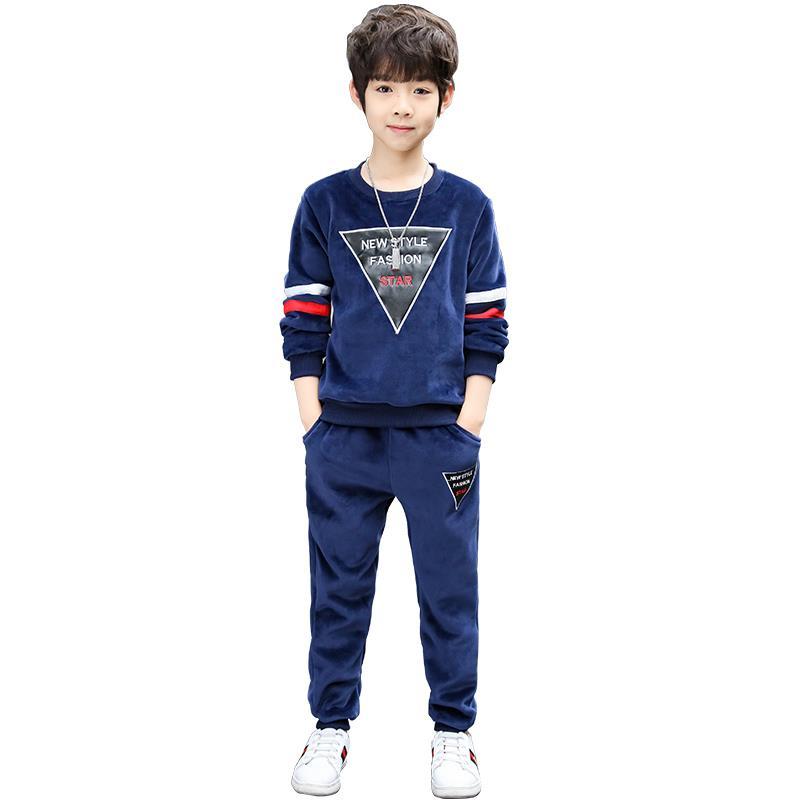 A Korean-style children's autumn set with a touch of cool velvet and thickened fabric. It's a Korean-style hoodie for autumn and winter details Picture