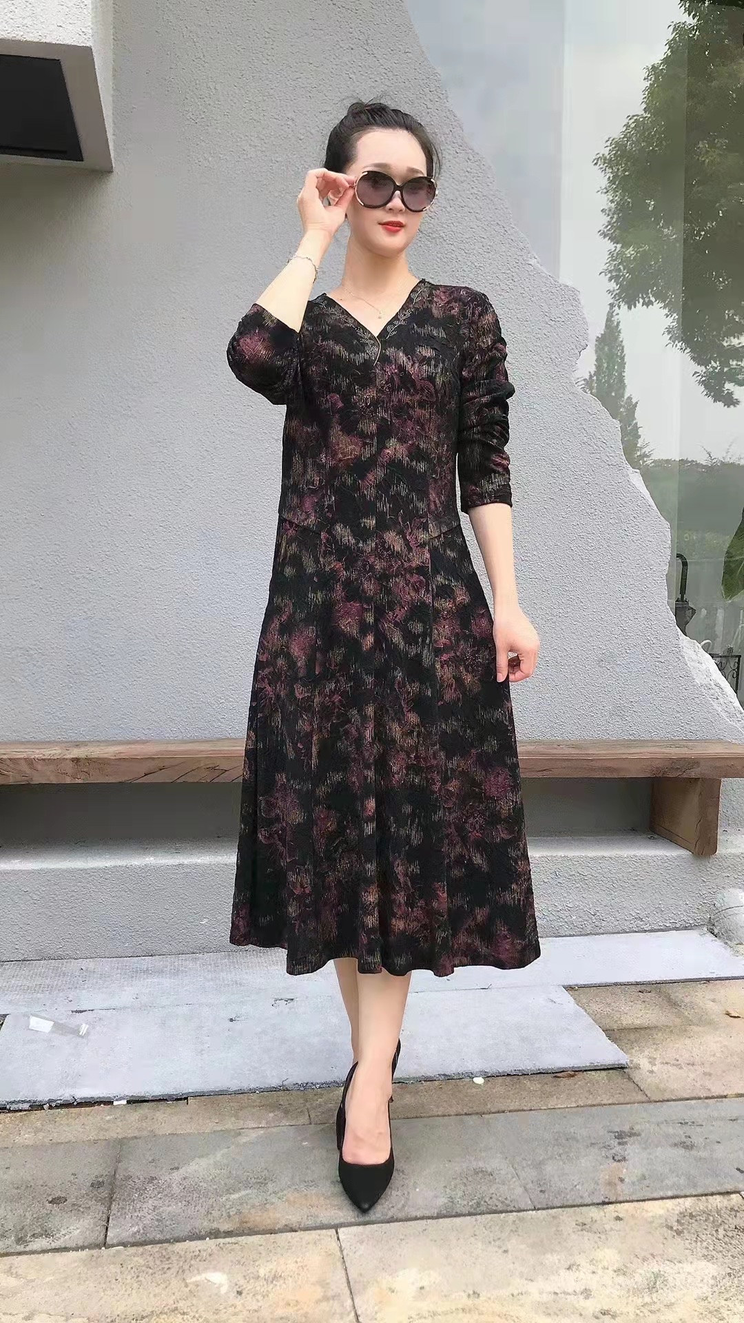 New fashionable, trendy, casual, original, classic and comfortable 21106