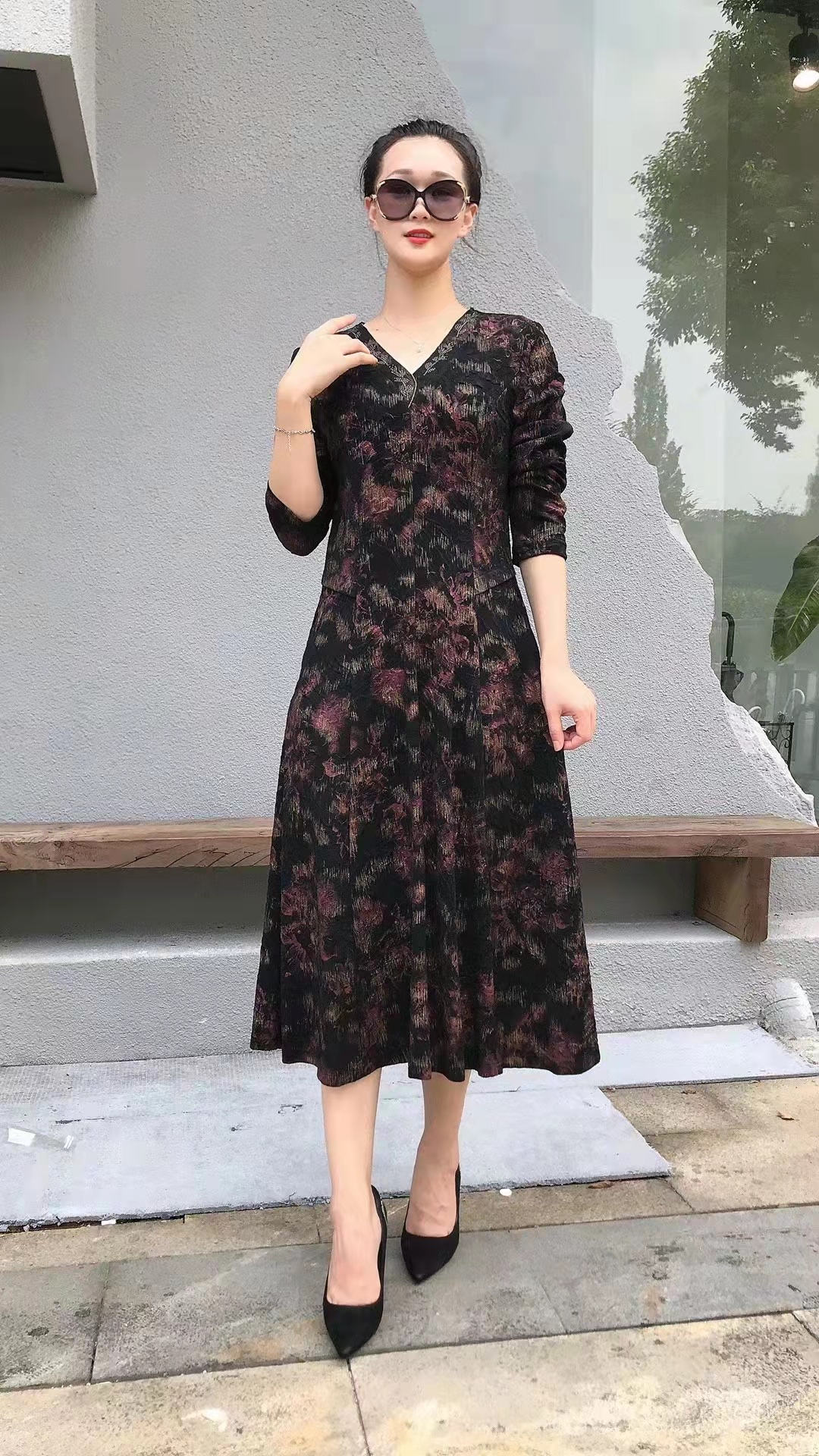 New fashionable, trendy, casual, original, classic and comfortable 21106 pic 1