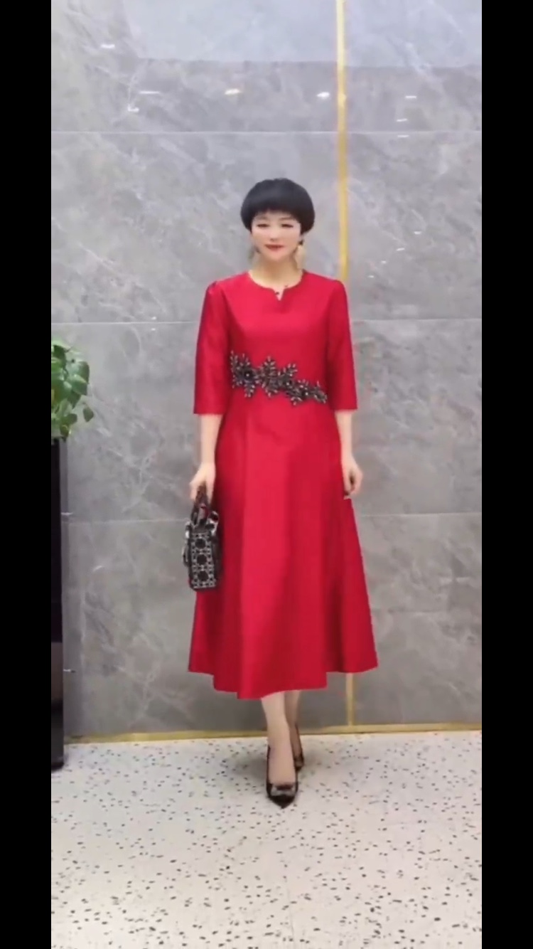 New fashionable, trendy, casual, original, classic and comfortable red dress 211028 details Picture