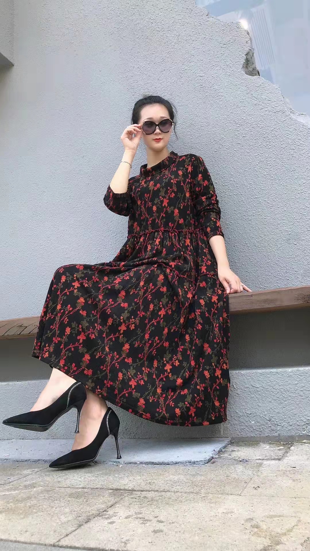 New fashionable, trendy, casual, original, classic and comfortable 21103 pic 1