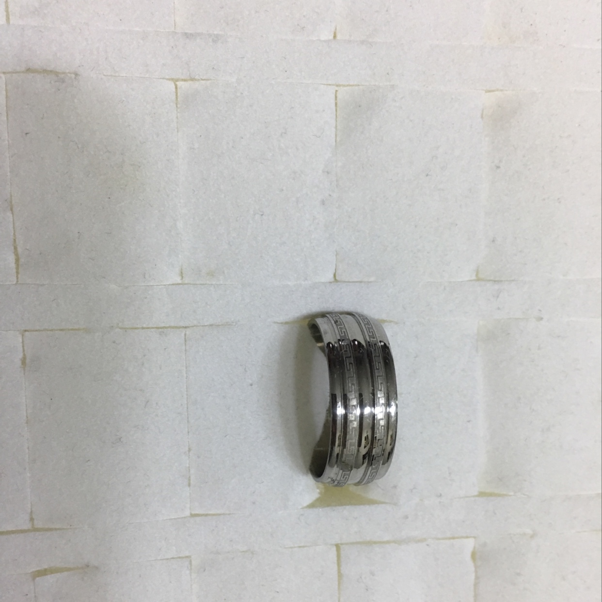 Cheng jie joyería material de acero inoxidable anillo blanco gran pared diseño patrón estilo de juego único encanto tendencia casual estilo clásico Specification image