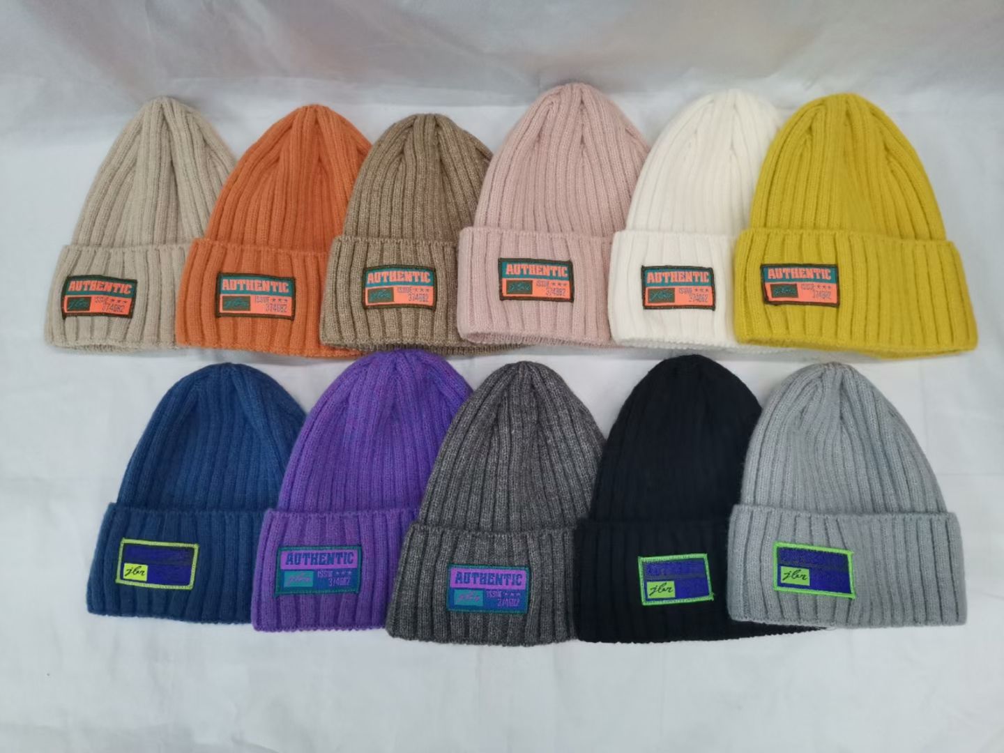 Velvet baseball cap, headscarf cap, fashionable baseball cap, men's autumn and winter warm, comfortable, versatile and breathable sports cap, headscarf accessories