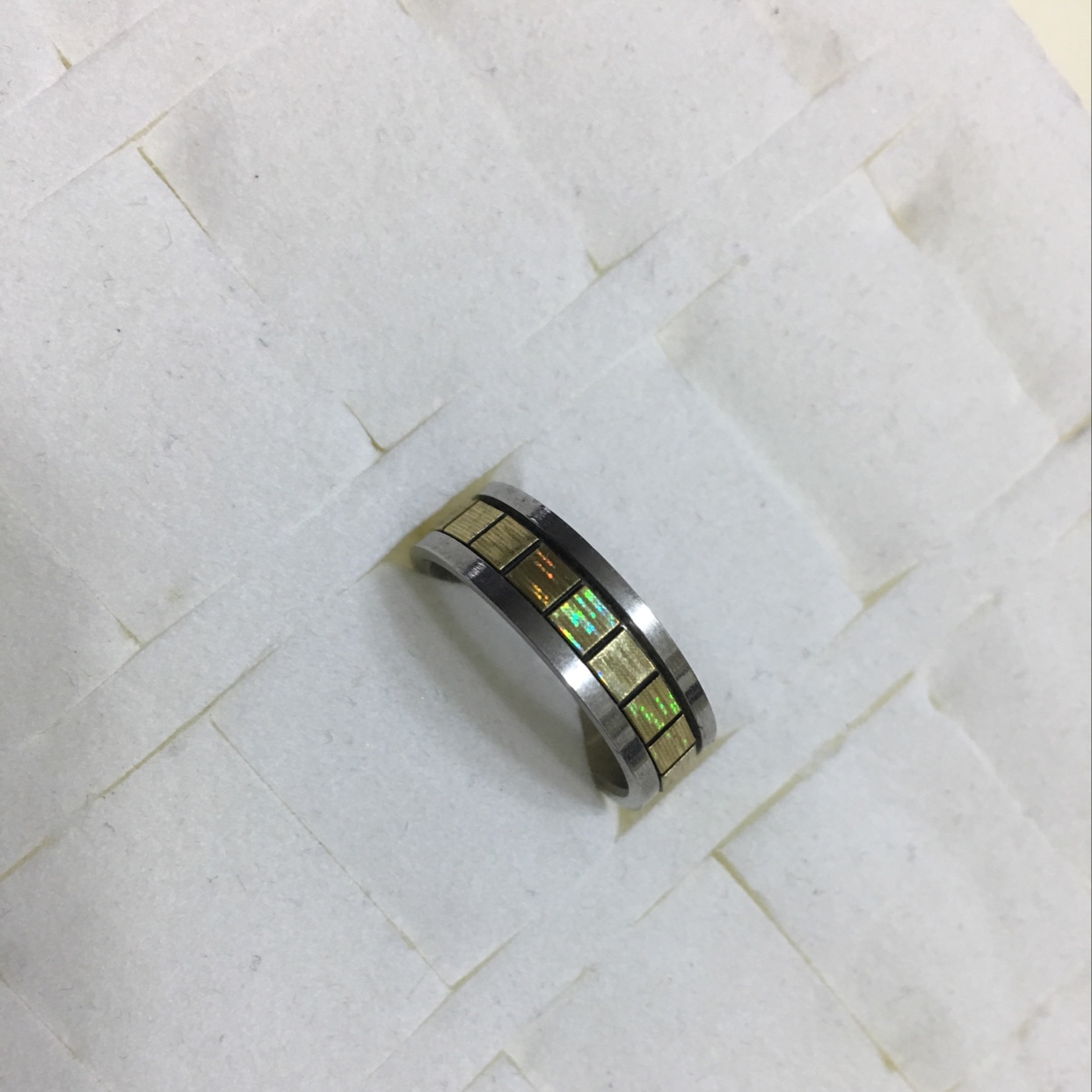 Chengjie Jewelry's stainless steel ring with sequin splicing design features a simple, elegant, decent, sophisticated and refined style details Picture