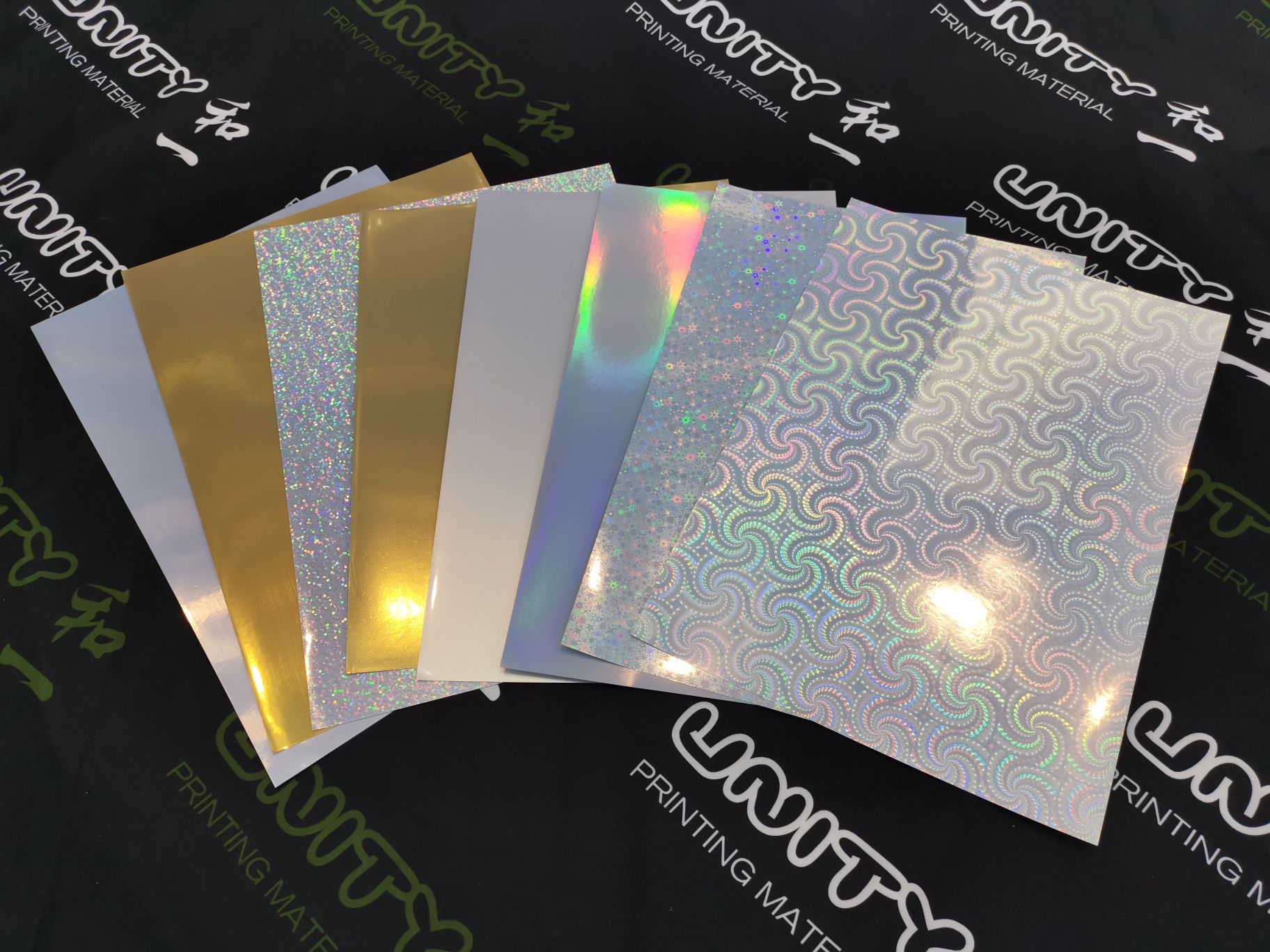 PET防水镭射不干胶Holographic Pet Vinyl Sticker Paper A4x10详情图1