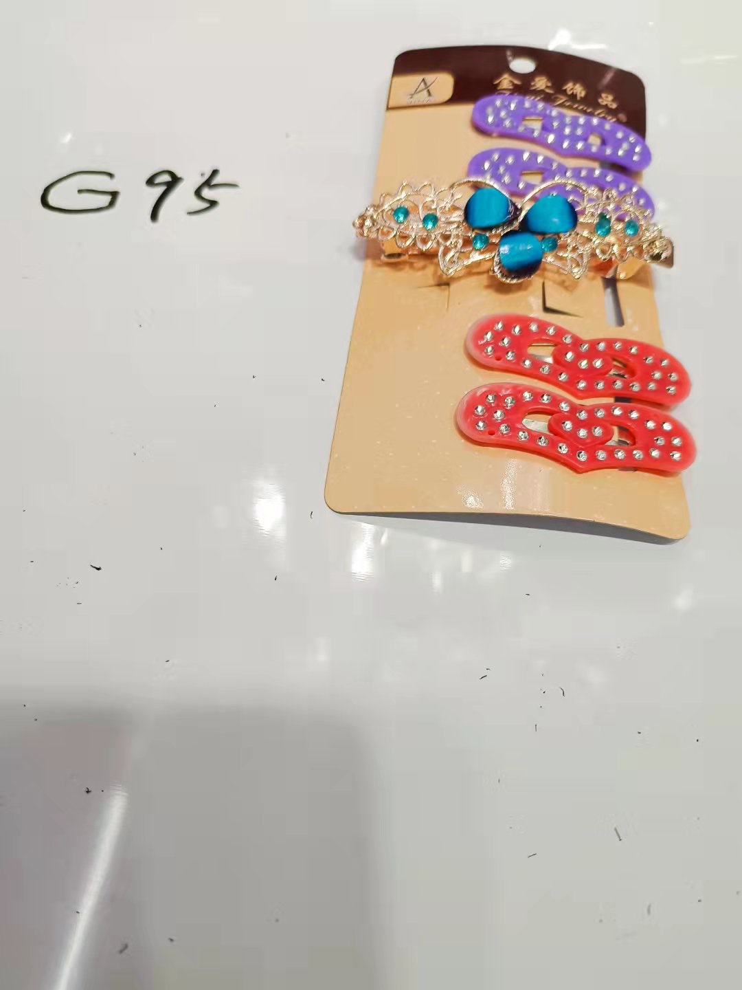 新款新品上架啦，这是一款专门为儿童设计制作的一款全新产品.颜色鲜艳亮丽.色彩丰富艳丽夺目