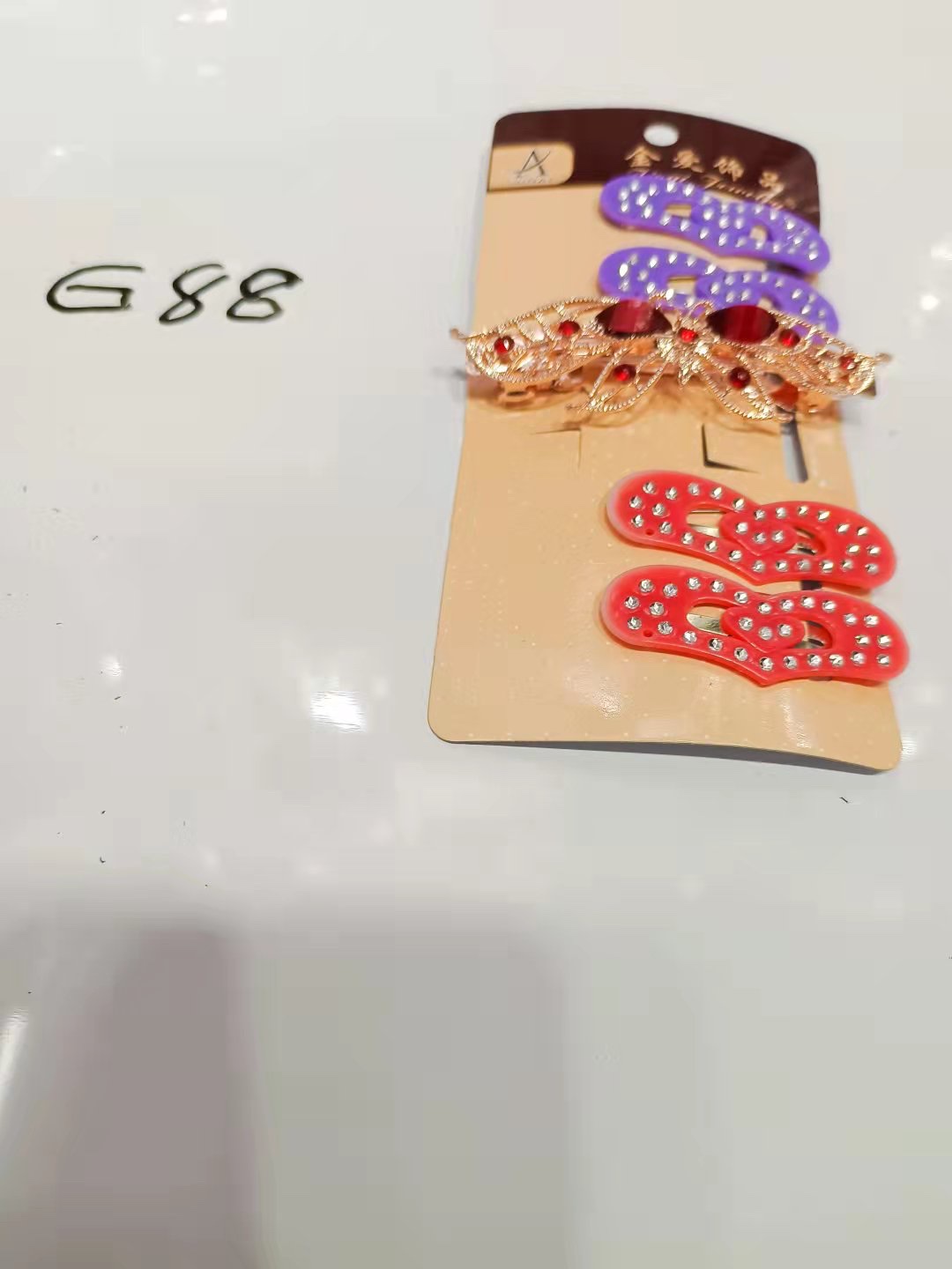 新款新品上架啦，这是一款专门为儿童设计制作的产品.颜色鲜艳亮丽.色彩丰富艳丽夺目