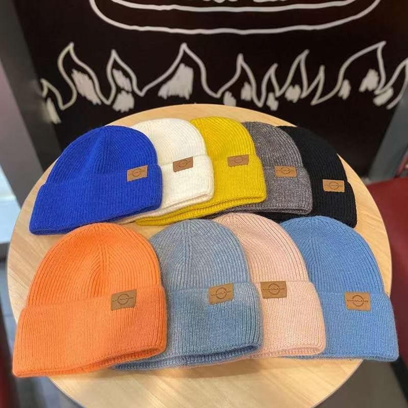 Fashionable headscarf cap, velvet cold cap for men, warm in autumn and winter, baseball cap, Korean style, versatile and trendy headscarf accessories. Headscarf accessories