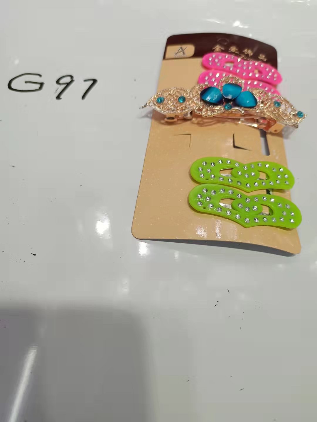 新款新品上架啦，这是一款专门为儿童设计制作的一款全新产品.颜色鲜艳亮丽.色彩丰富艳丽夺目