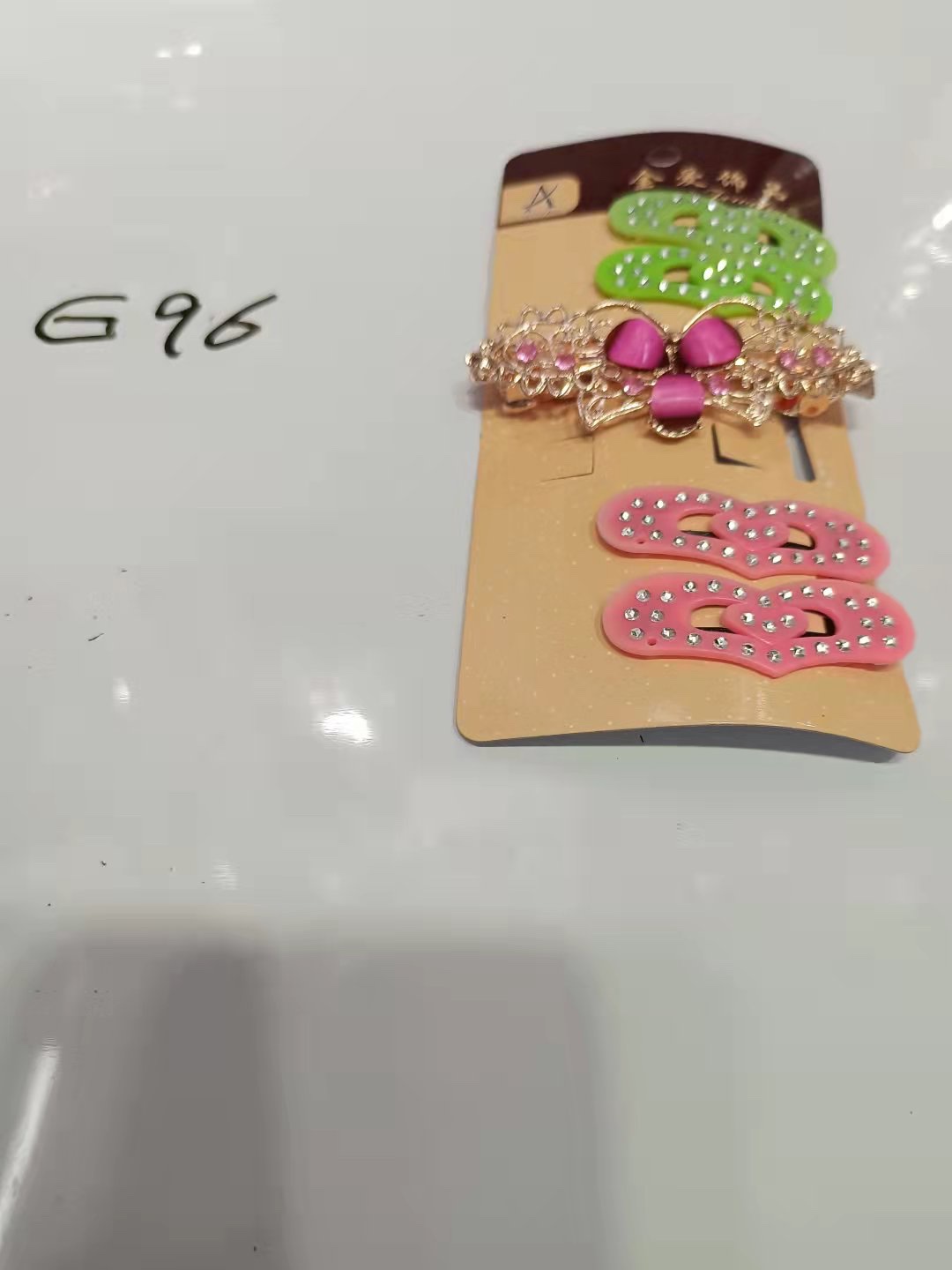 新款新品上架啦，这是一款专门为儿童设计制作的一款全新产品.颜色鲜艳亮丽.色彩丰富艳丽夺目