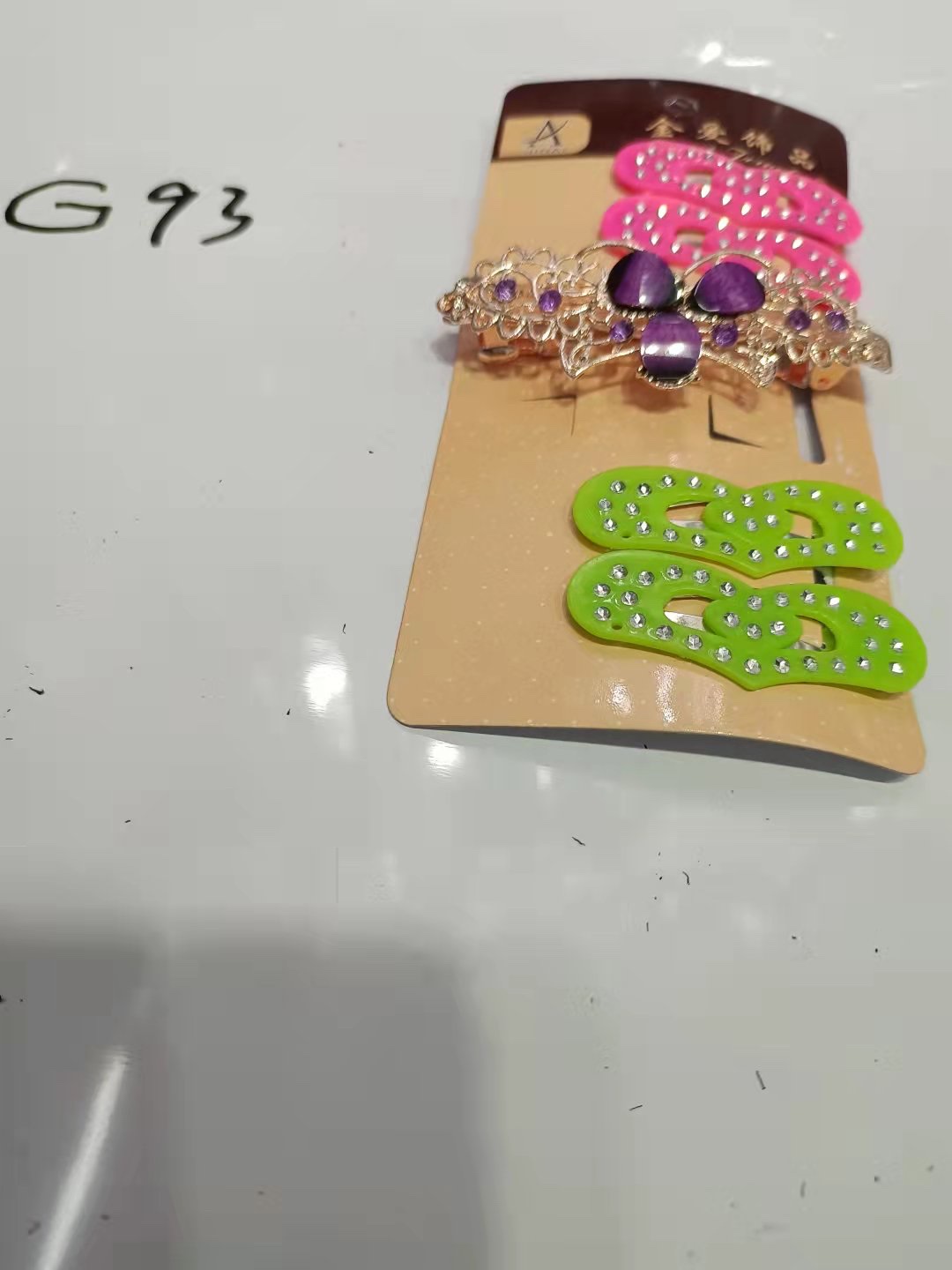 新款新品上架啦，这是一款专门为儿童设计制作的一款全新产品.颜色鲜艳亮丽.色彩丰富艳丽夺目