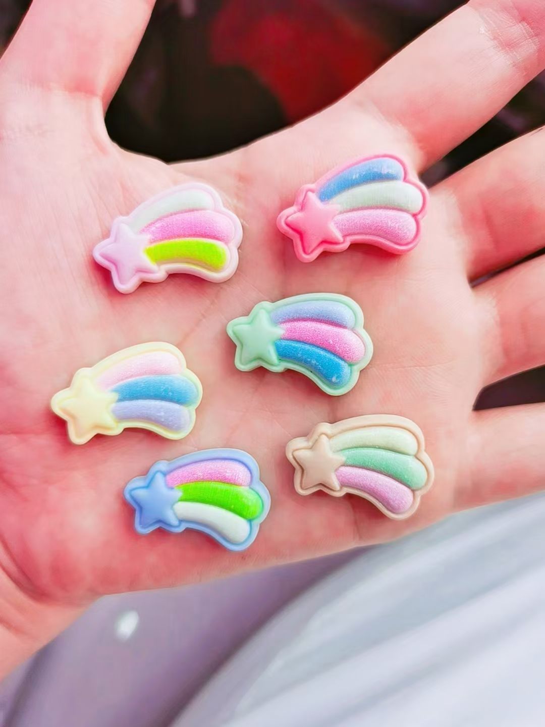 树脂树胶头花纽扣亚克力钻细节图