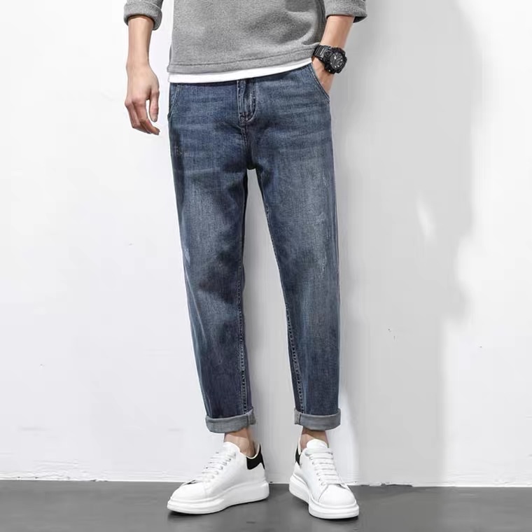 New straight-leg jeans for men in the spring and autumn of 2021, a loose and trendy Korean-style retro jeans for men