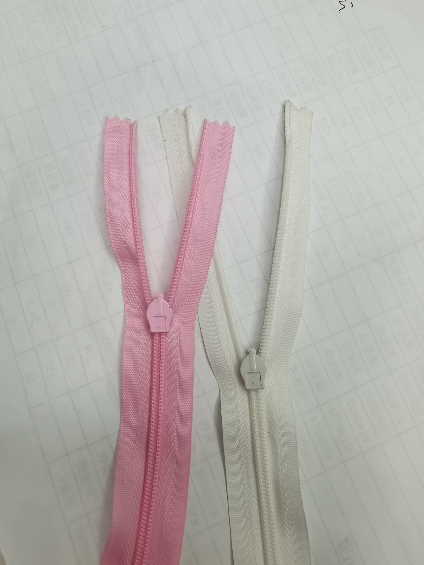 双头粉色白色隐形拉链