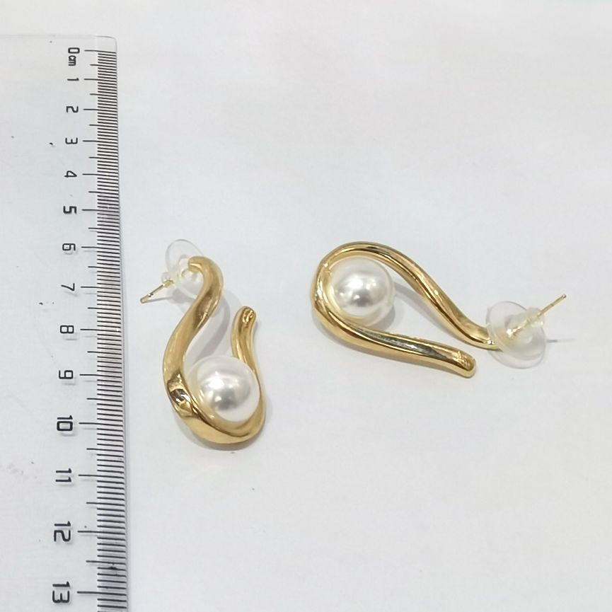 欧美流行珍珠耳环高档金属耳环韩版气质耳环
