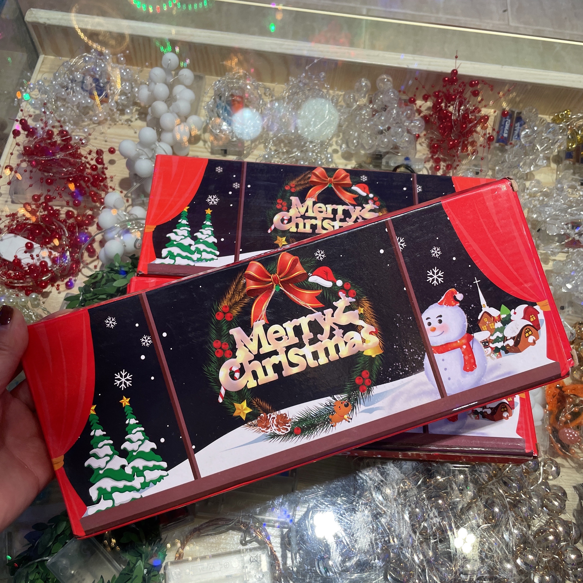 跨境新品Merry Christmas字母灯牌圣诞节装饰LED彩灯圣诞花环挂灯 红色色纽扣电子详情图1