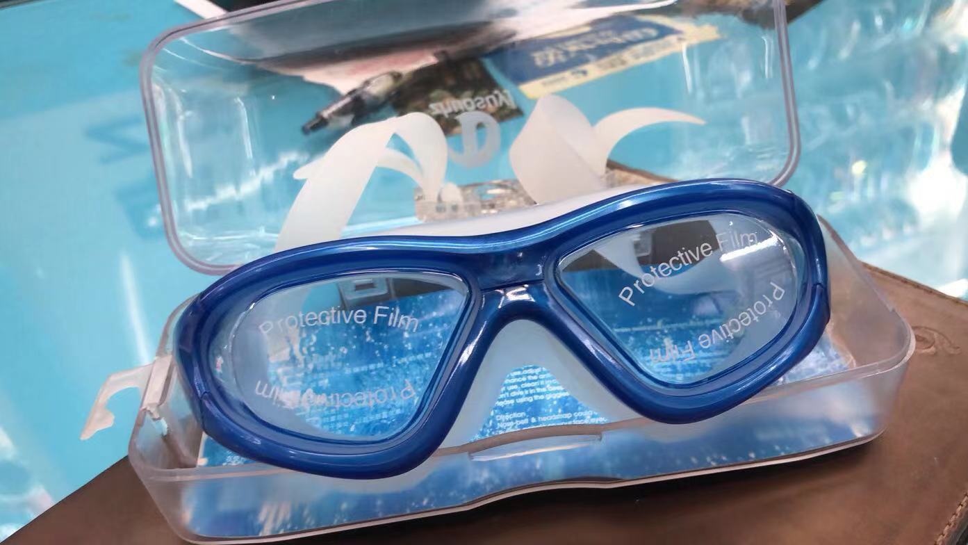 Large-framed adult swimming goggles