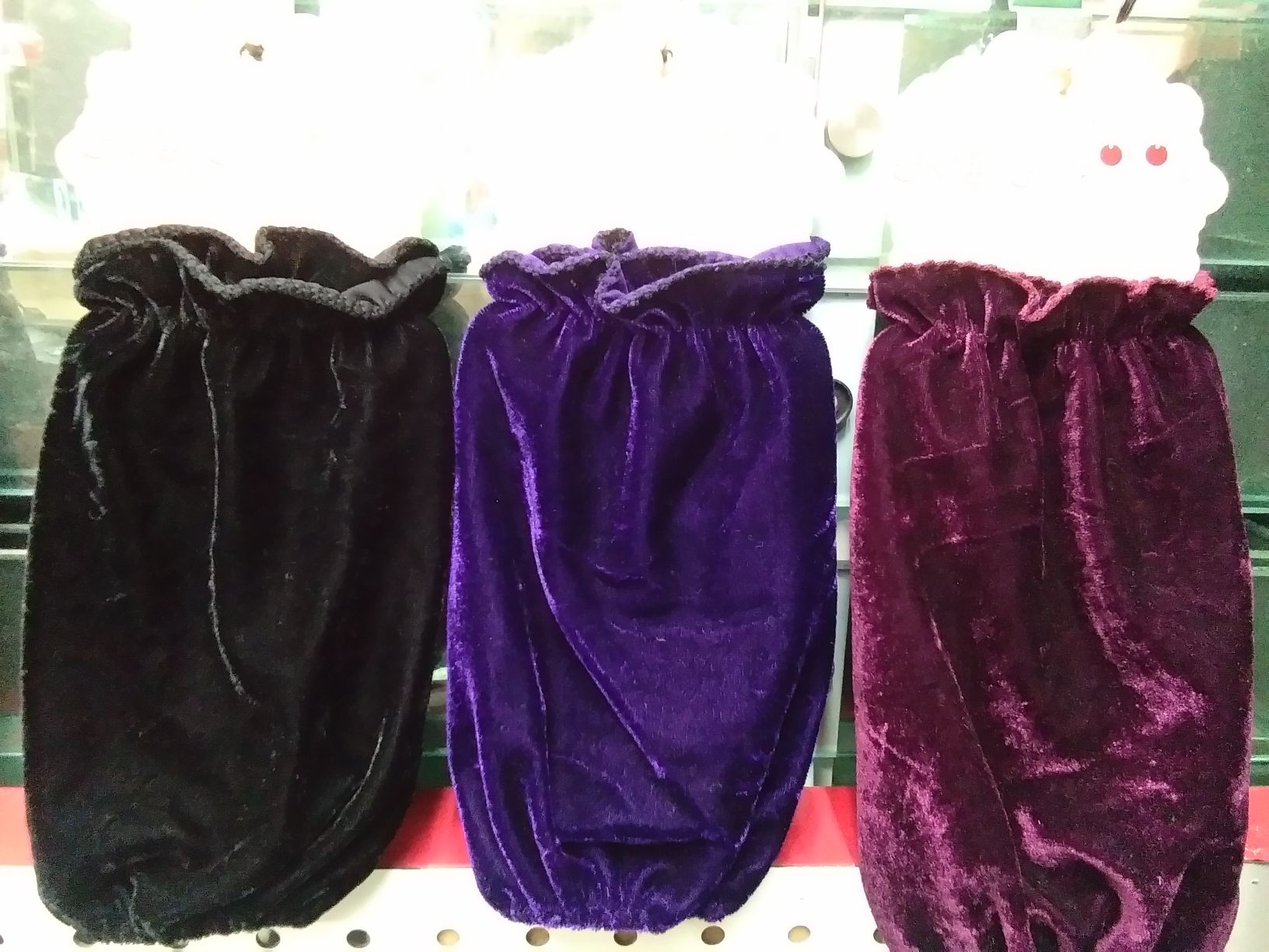 Velvet glossy medium to long sleeve sleeves Specification image
