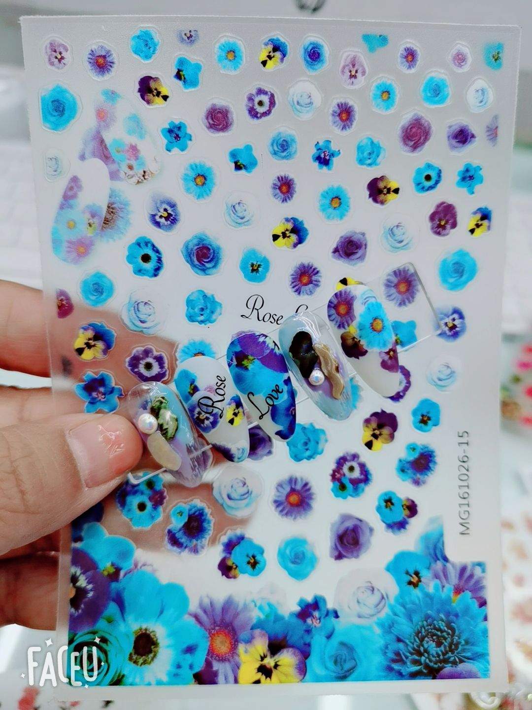 The MG craft ins nail stickers with self-adhesive backing have excellent adhesion, strong realism, very clear patterns, and a wide variety of styles. The factory directly sells thin and tough new process self-adhesive stickers with many styles details Picture