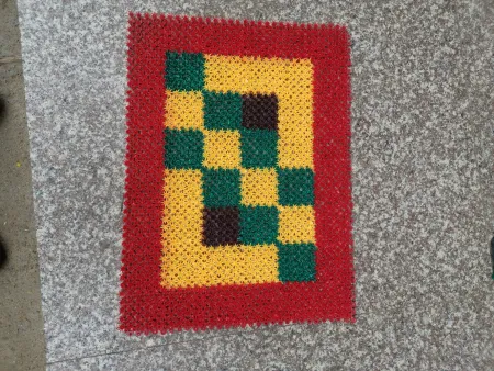 Factory direct sales of fashionable, environmentally friendly and durable plastic lawn MATS