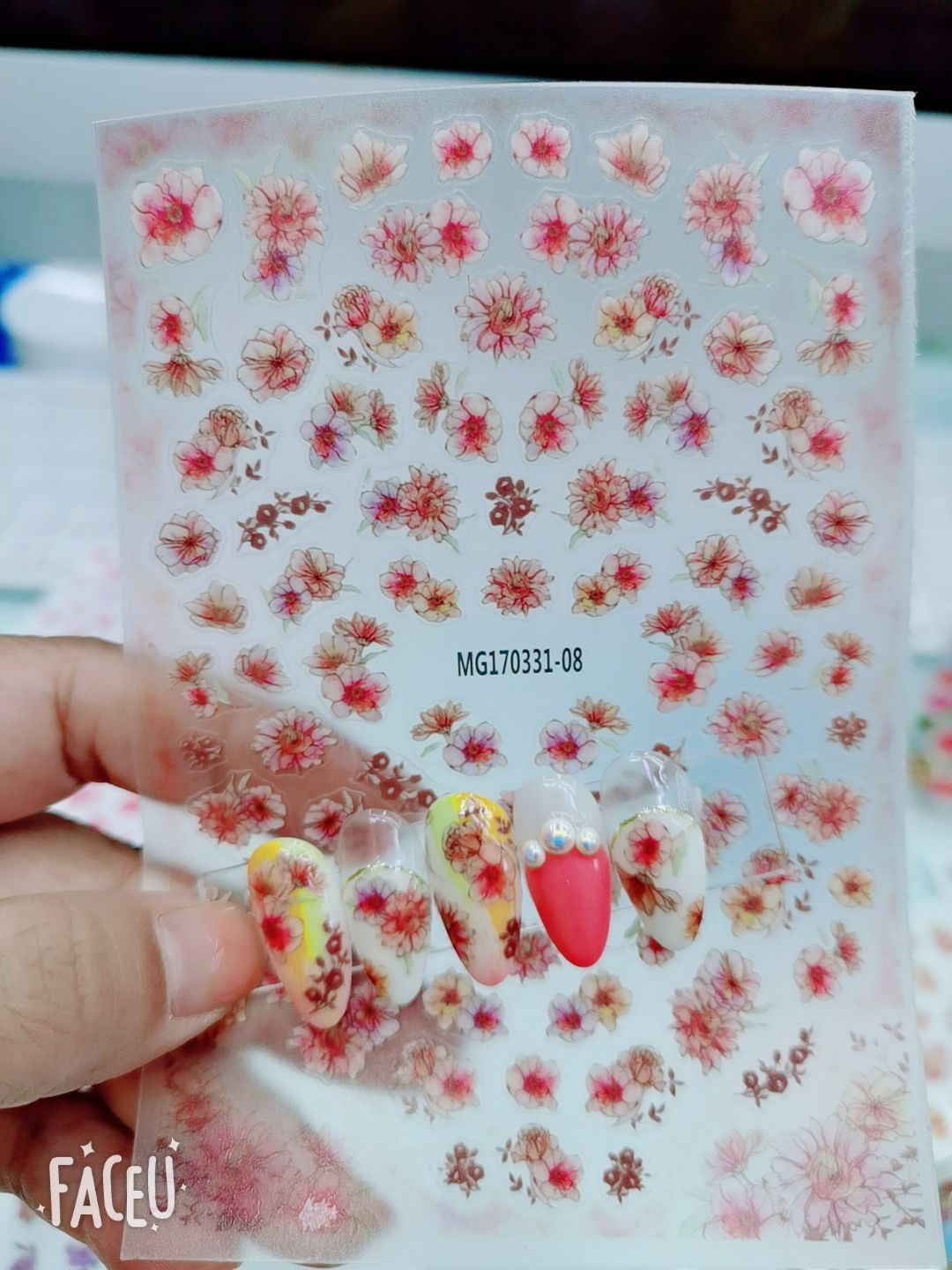 The MG craft ins nail stickers with self-adhesive backing have excellent adhesion, strong realism, very clear patterns, and a wide variety of styles. The factory directly sells thin and tough new process self-adhesive stickers with many styles