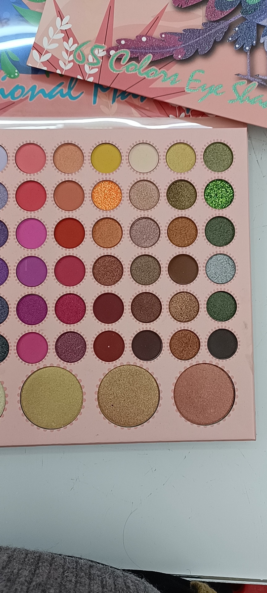 65-color eyeshadow palettes exclusively for foreign trade Specification image