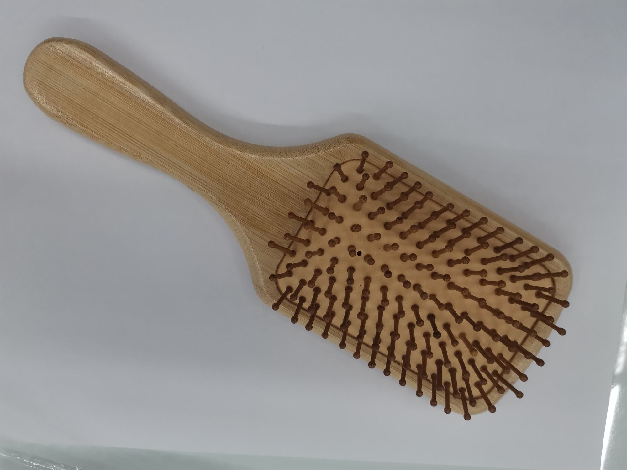 Bamboo-handled comb, long-handled comb Application Scenario