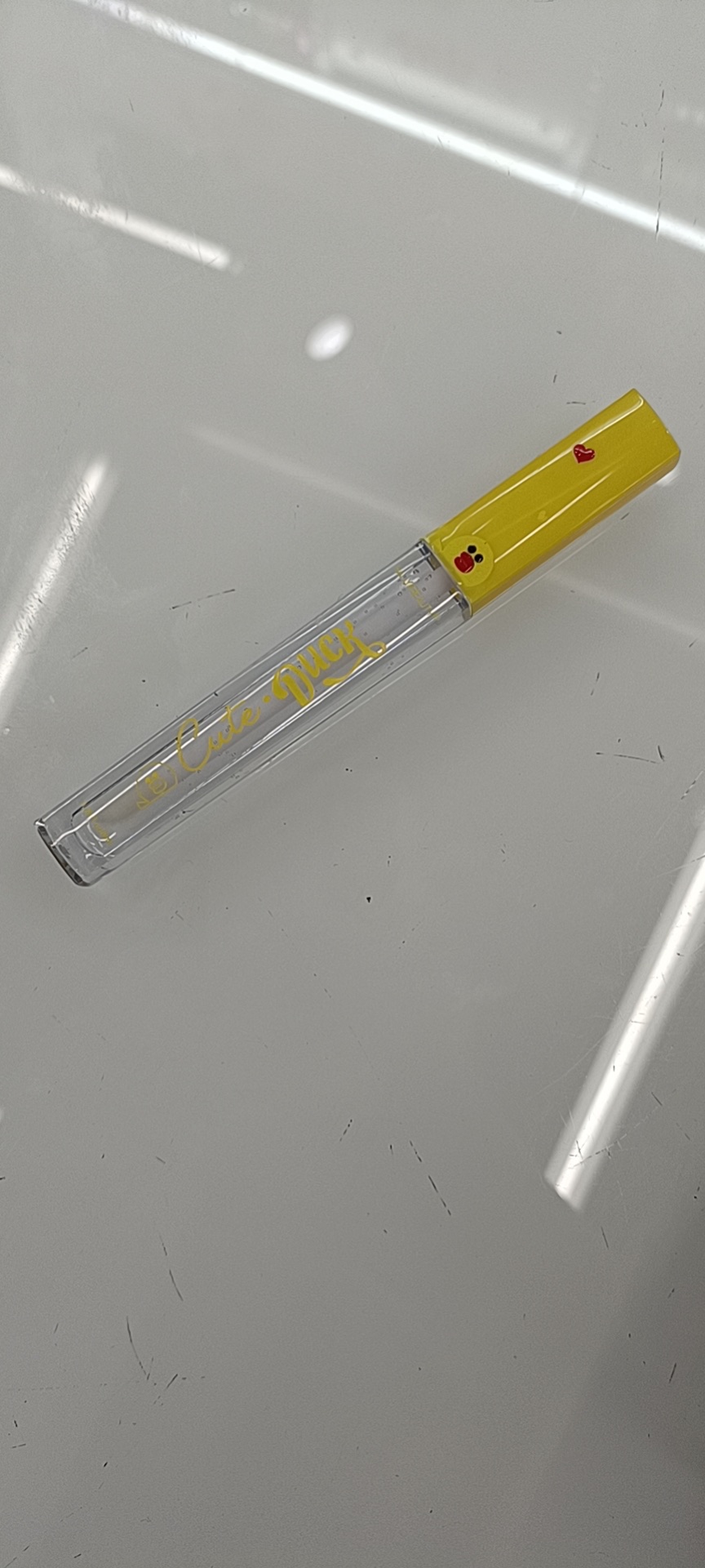 Exclusive export supply of Little Yellow duck lip gloss details Picture