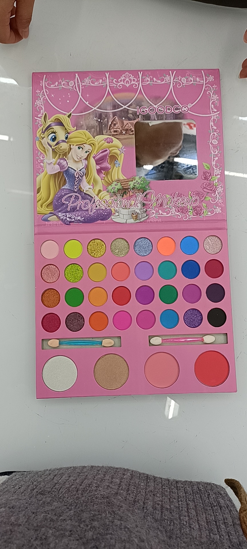 A 36-color ribbon eyeshadow palette exclusively for foreign trade details Picture