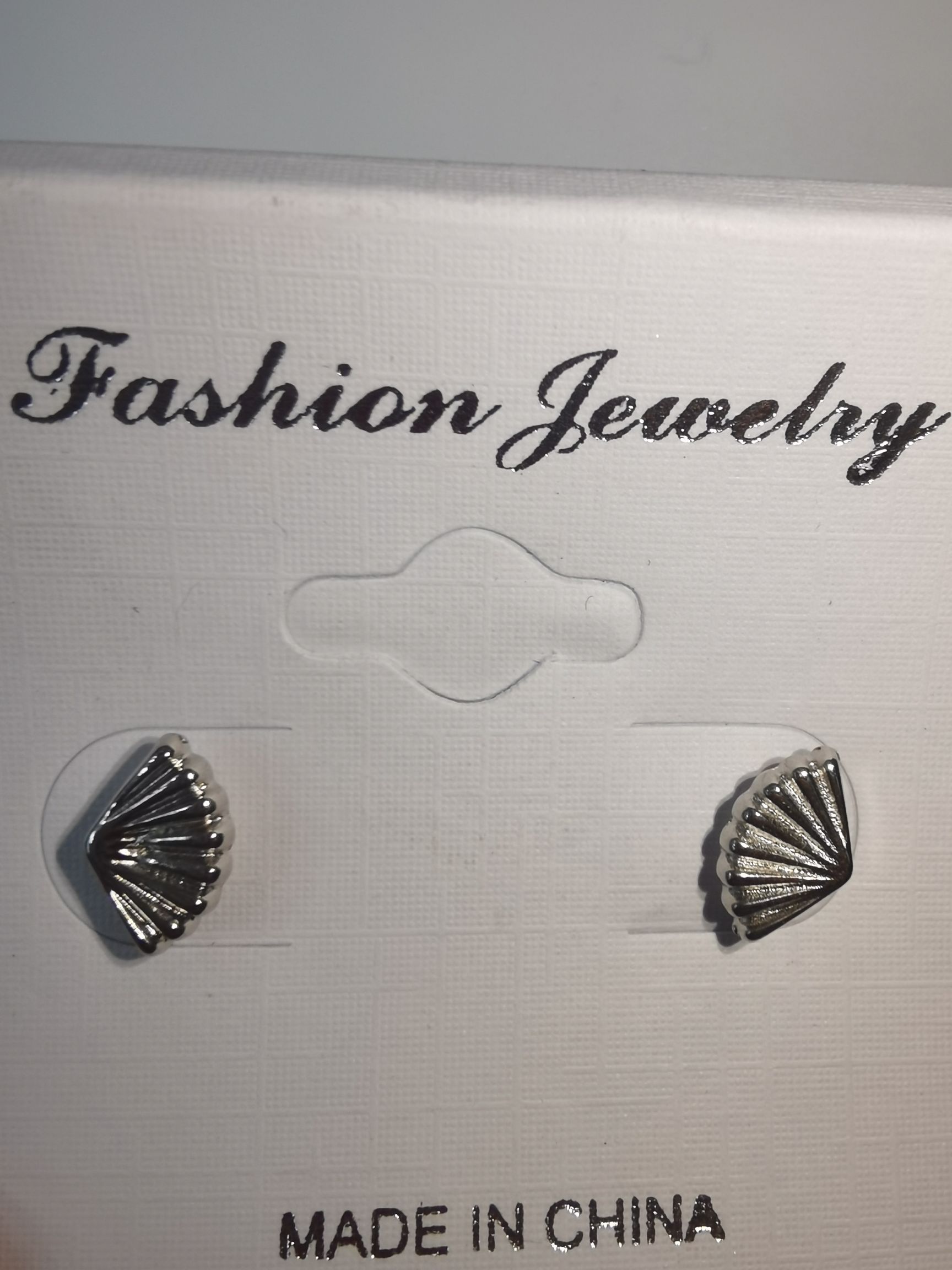 时尚简约滴油耳钉1对耳饰耳饰品女气质百搭个性耳钉潮流耳饰品