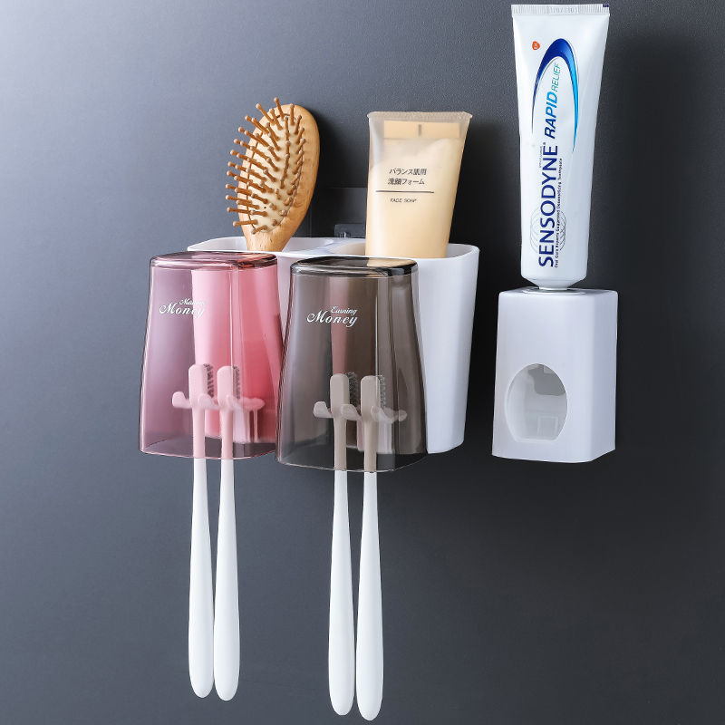 卫生间免打孔牙刷架浴室无痕挂壁架透明创意产品图