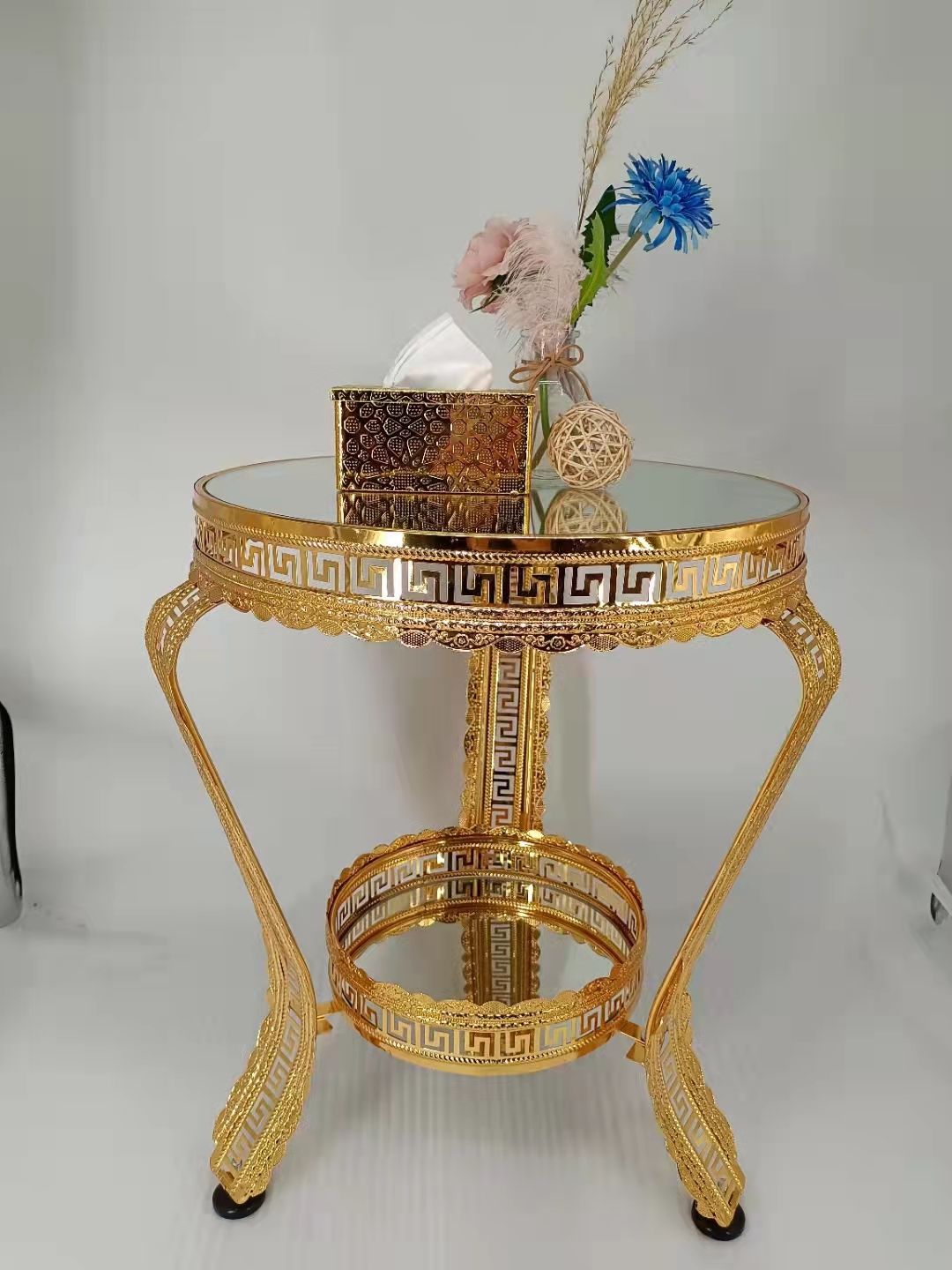 Coffee table details Picture