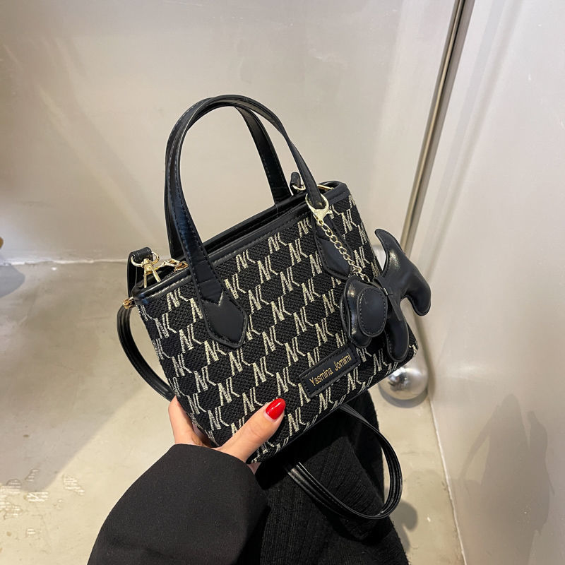 网红爆款小包包女百搭2021新款时尚单肩斜挎包秋冬高级感 3详情图1