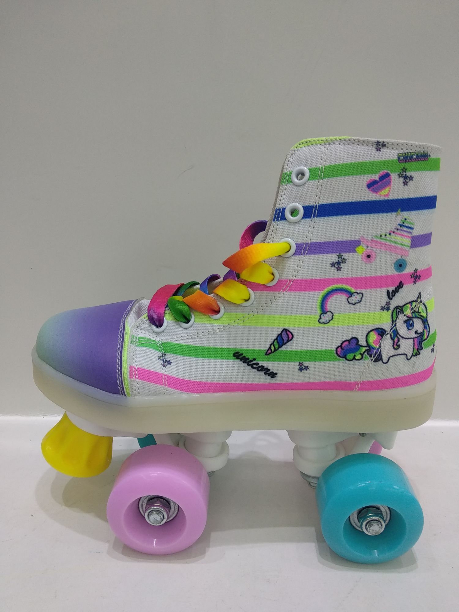 溜冰鞋/帆布鞋产品图