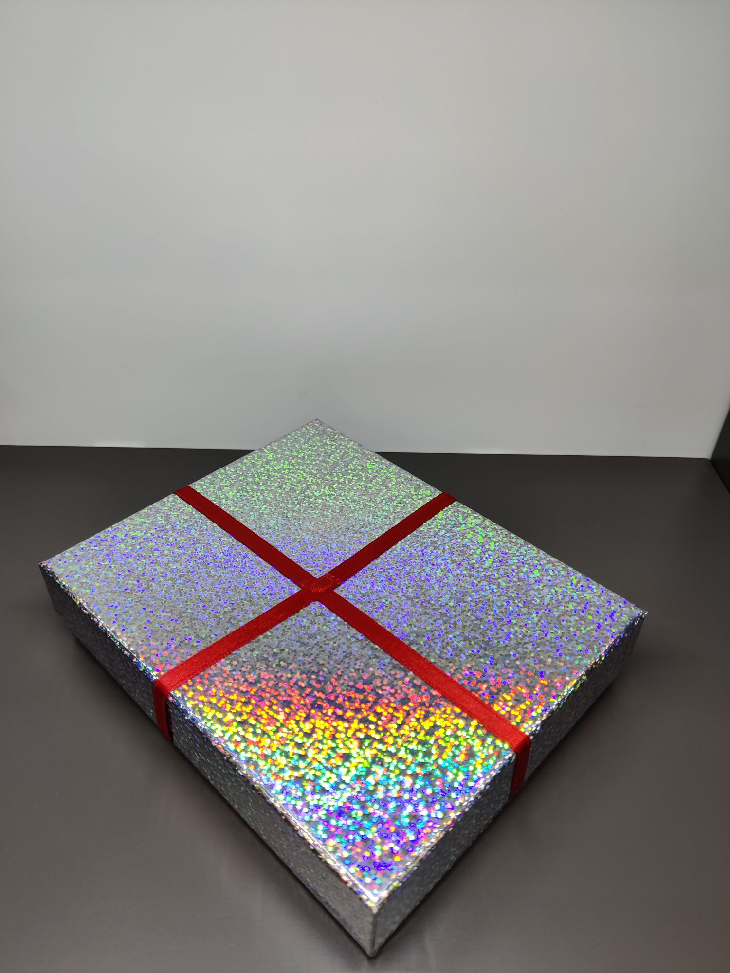 Factory direct sales of high-end laser paper jewelry boxes Specification image