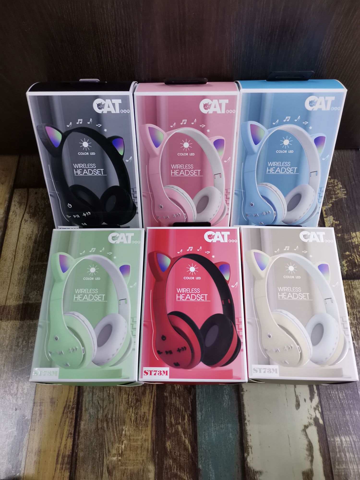 Bluetooth headphones for mobile phones